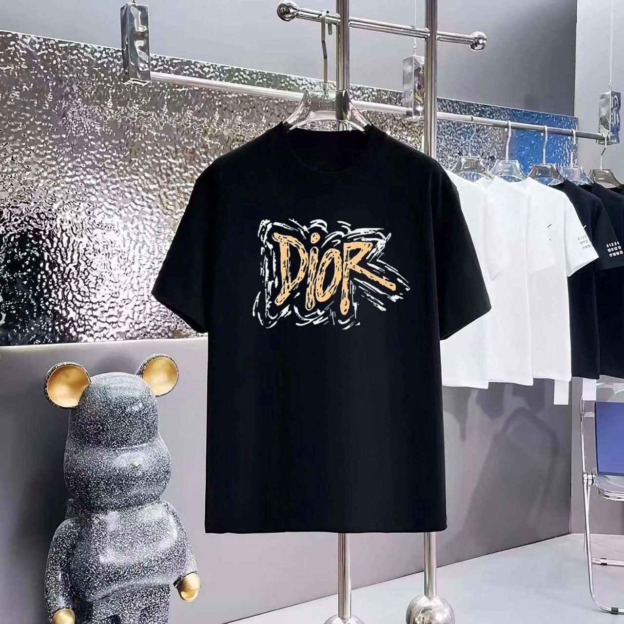 Dior T-shirt