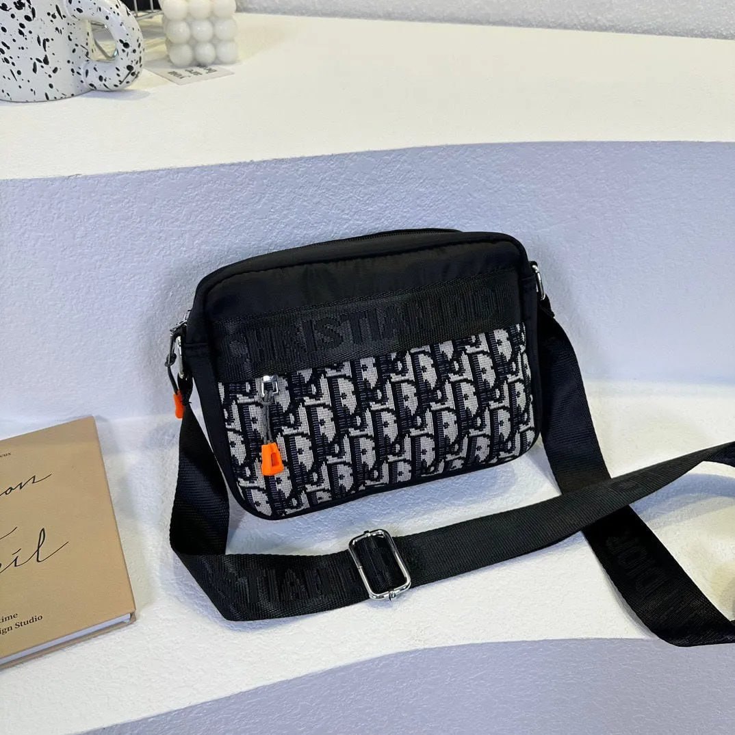 Burberry messenger bag/waist bag/shoulder bag  -3