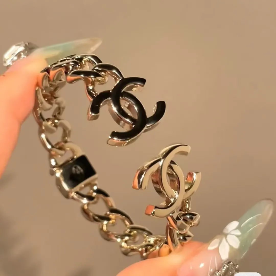 Chanel jewelry                              -2