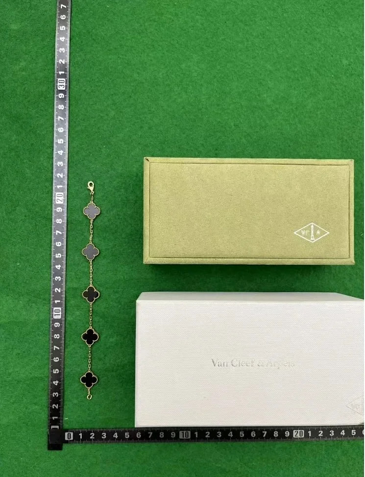 Van Cleef & Arpels bracele -4