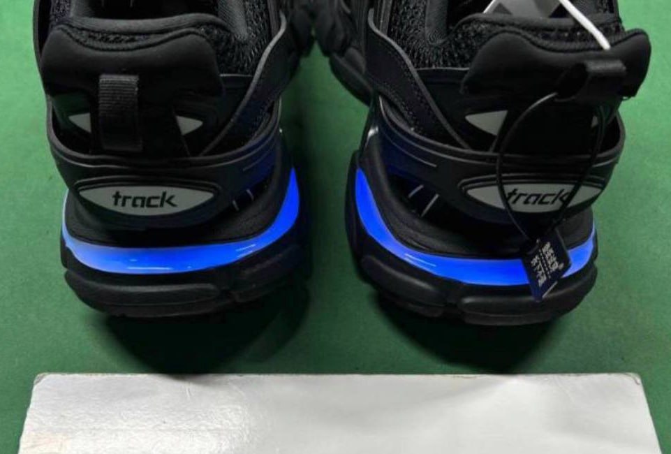  Balenciaga Track Retro led  shoes & Balenciaga runner shoes -4
