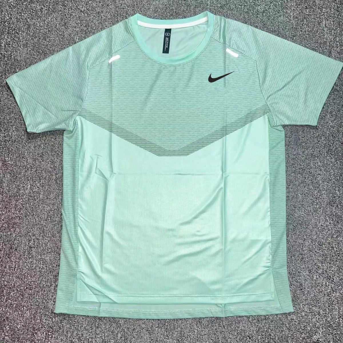 Nike Reflective sports suit Asics t-shirt -3