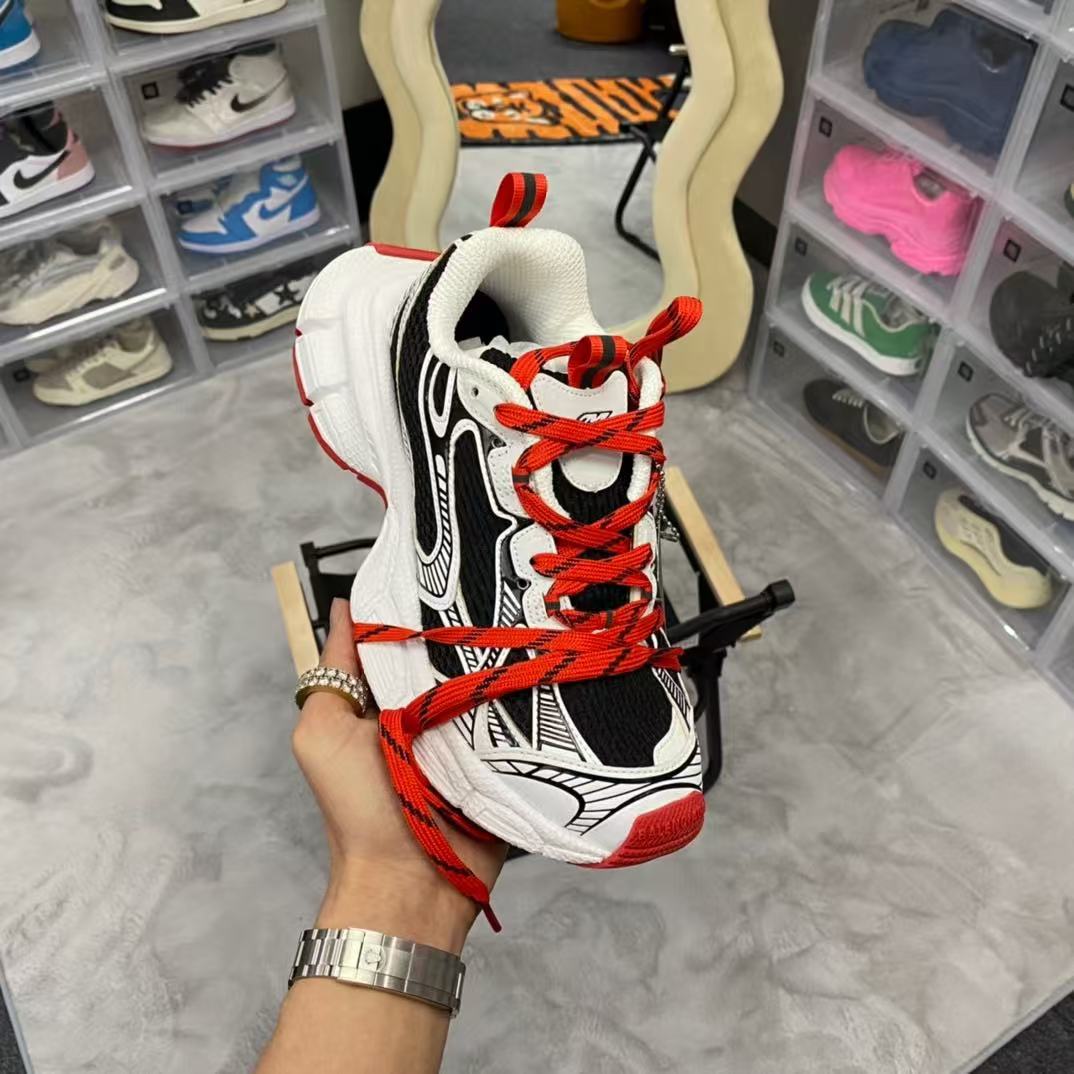   Balenciaga trrcktrriner 10.0        -2