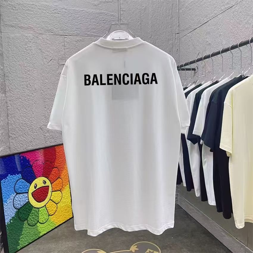 Balenciaga short sleeved shirt                -2