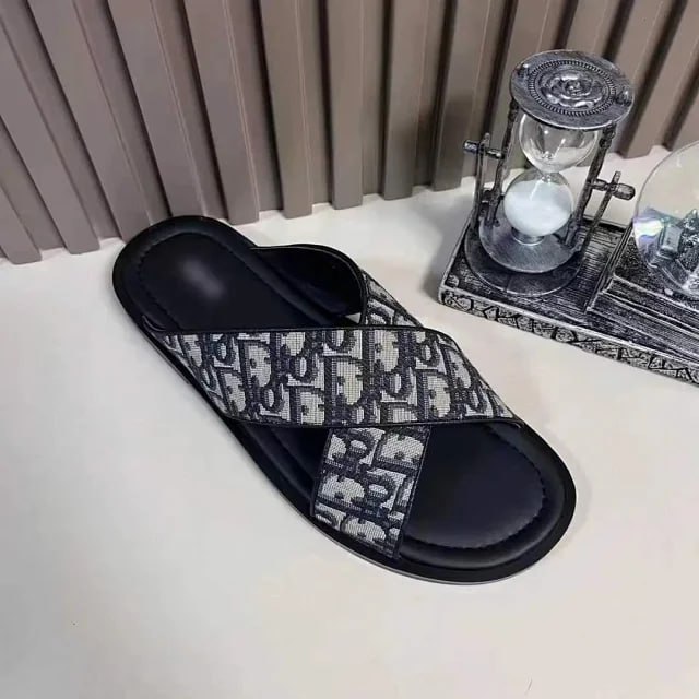 Dior slipper