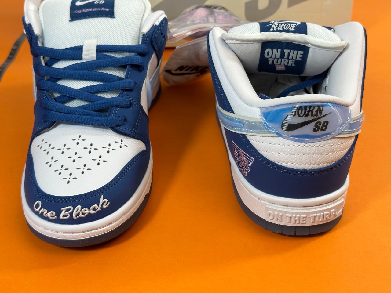 NIKE SB DUNK LOW -4